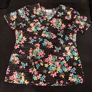 SB Scrubs Floral Print Small Scrub Top